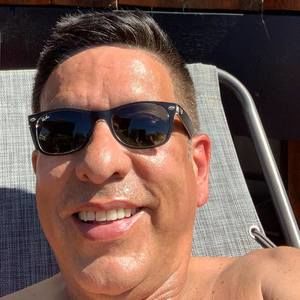 Meet your Posher, Luis